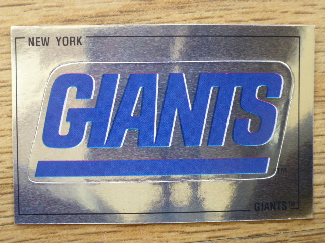 Panini American Football 89 Sticker – New York Giants Badge (No.120)
