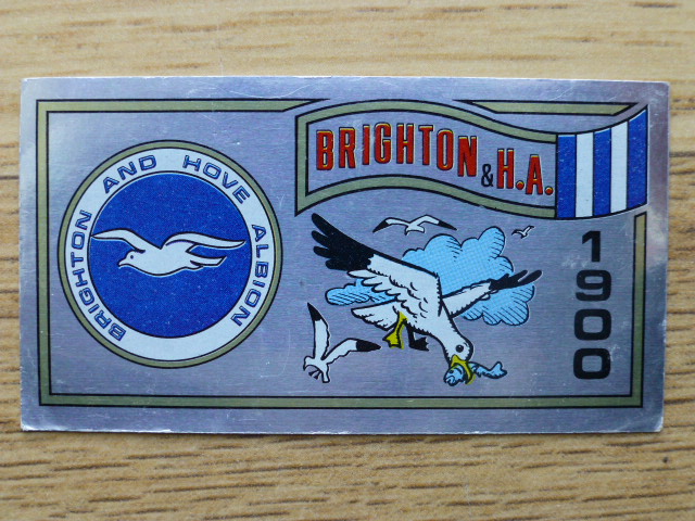 Panini Football 83 Badge - Brighton & Hove Albion (No.54)