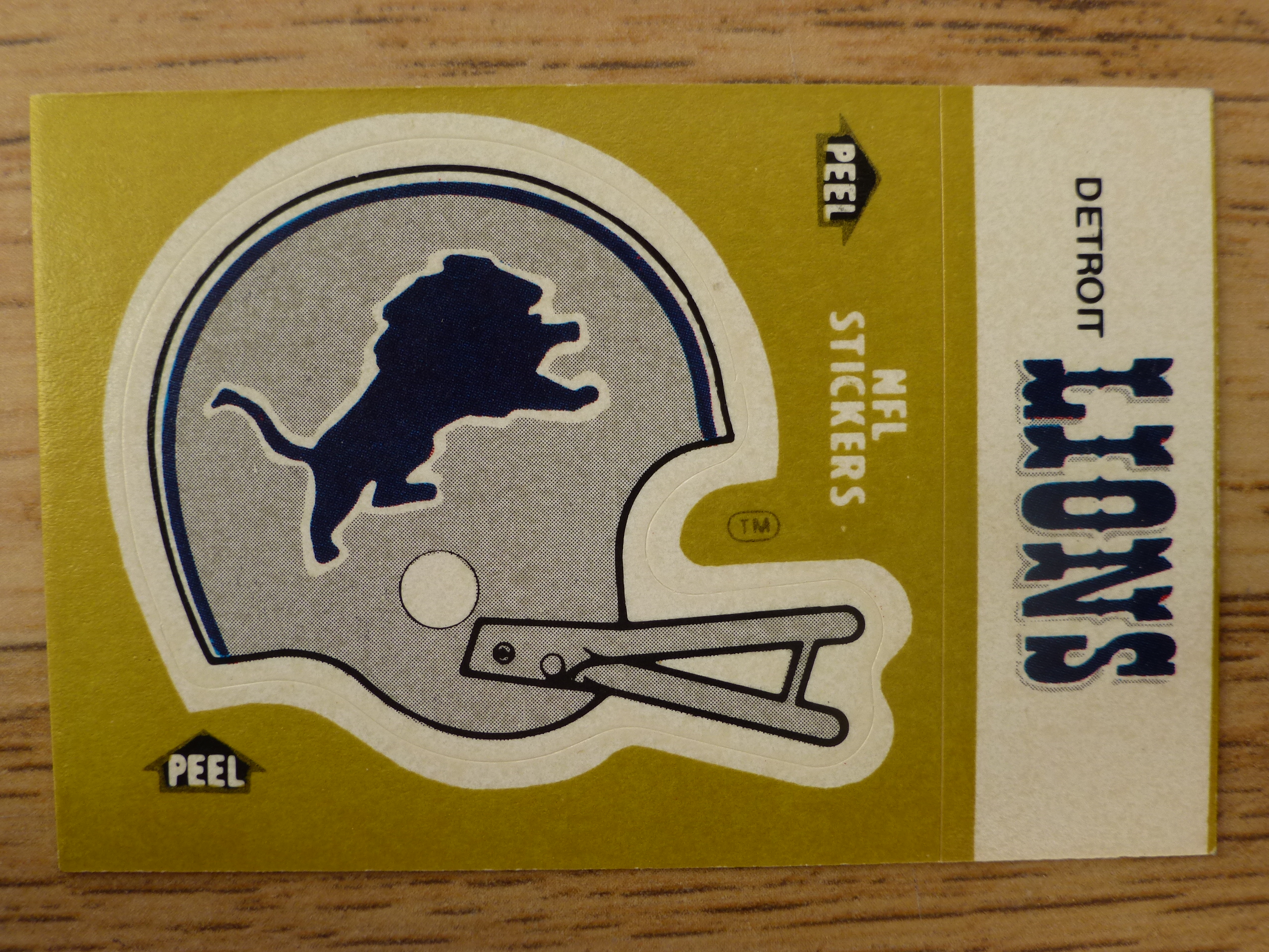 Fleer 83 American Football Collection - Detroit Lions Helmet