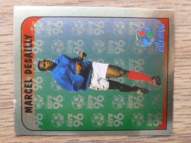 Merlin Euro 96 Badge - Marcel Desailly (No.147)